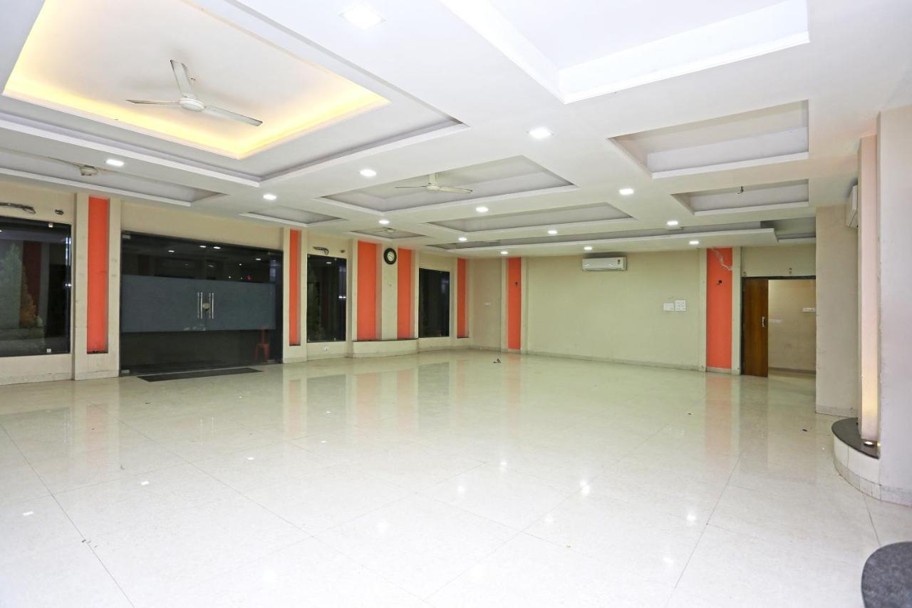 Oyo 14354 Amar Marriage Palace Hotel Dharmpura Exterior photo